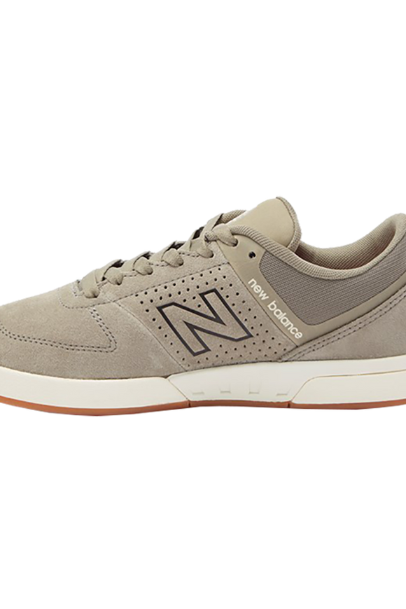 New Balance Numeric 533 V2 Skate Shoes